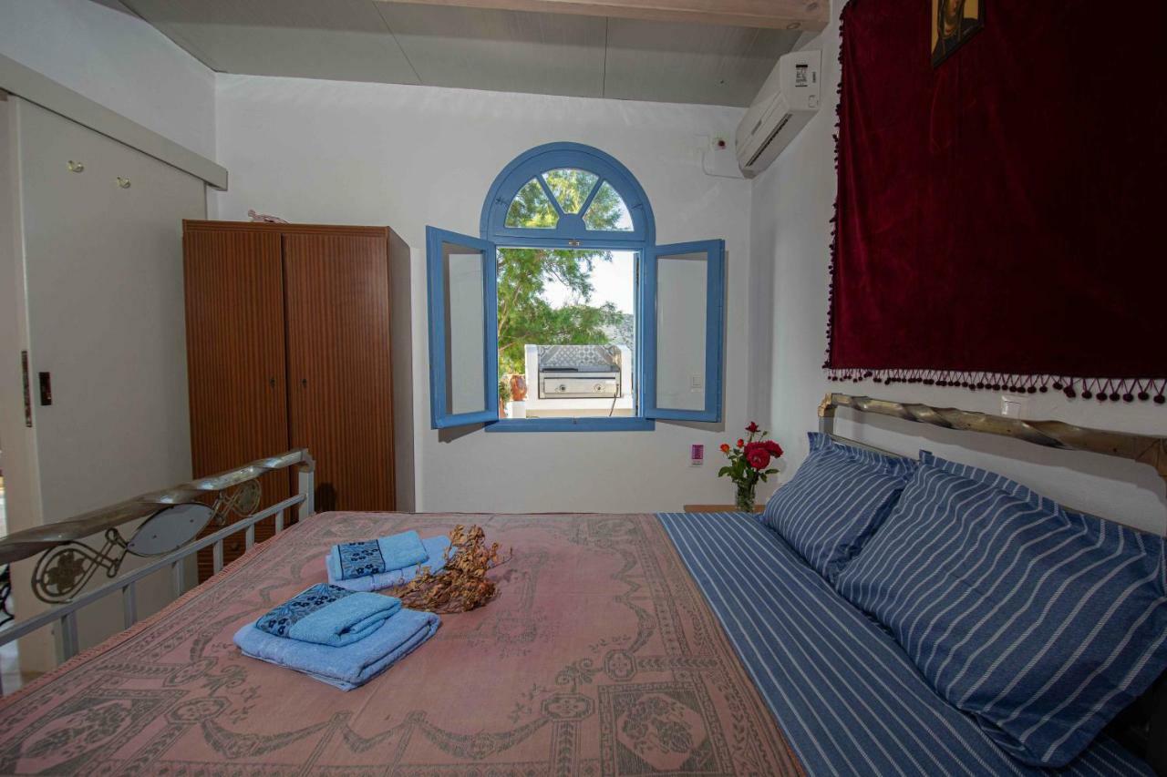 Castri House *