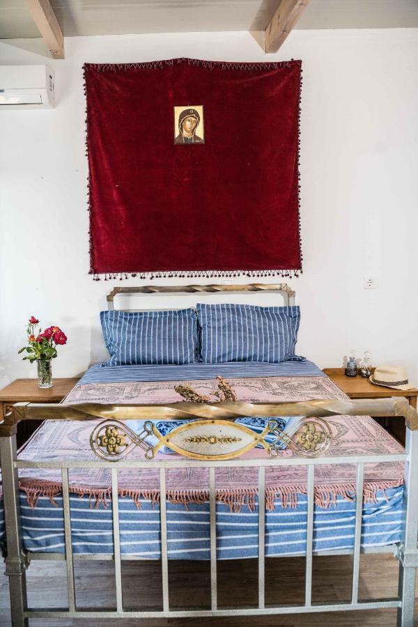Castri House Holiday home *