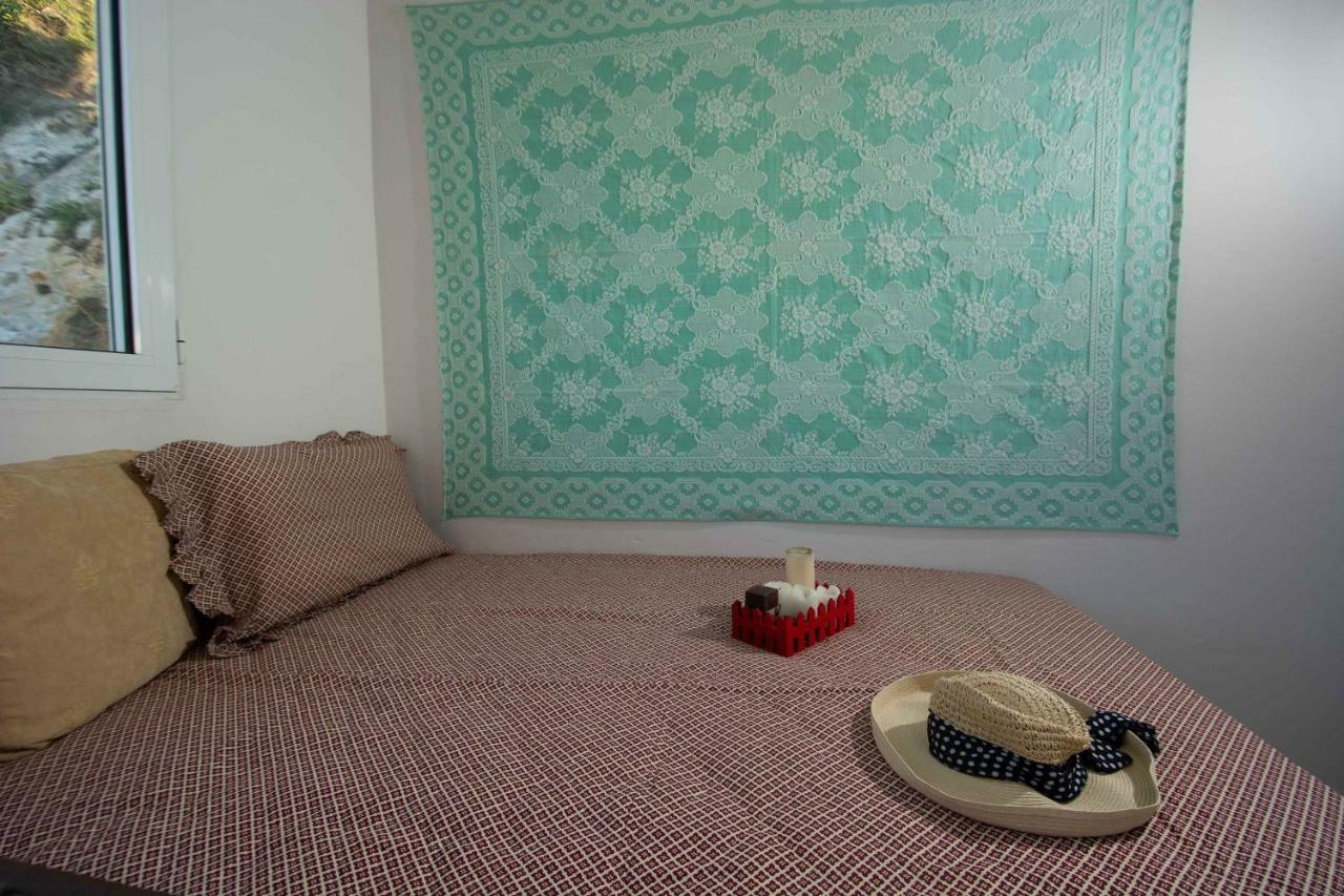 Castri House
